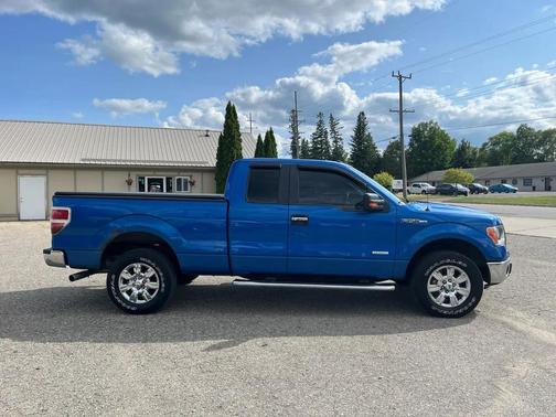 Tuxedo Black Metallic 2012 Ford F-150 XL