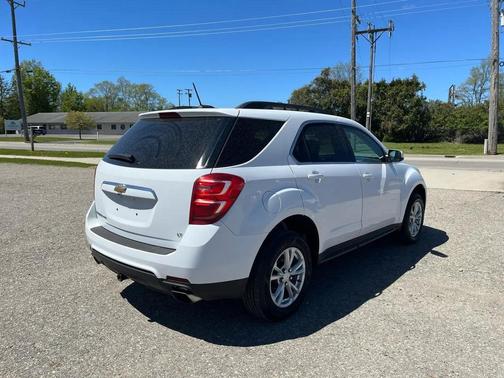 WHITE 2017 Chevrolet Equinox 1LT