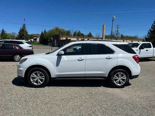 WHITE 2017 Chevrolet Equinox 1LT