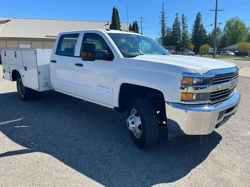 Summit White 2018 Chevrolet Silverado 3500 WT