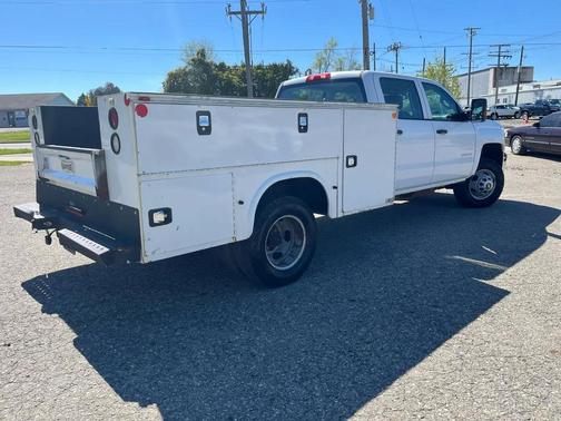 Summit White 2018 Chevrolet Silverado 3500 WT