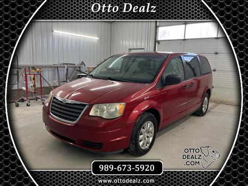 2008 Chrysler Town & Country LX