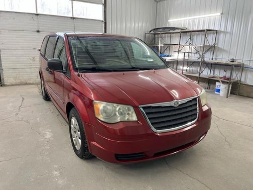 2008 Chrysler Town & Country LX