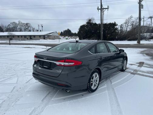 2018 Ford Fusion Hybrid SE