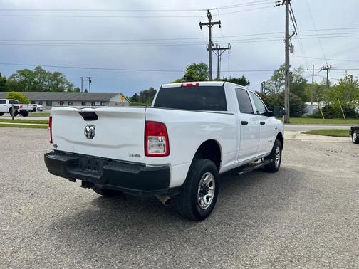 Bright White Clearcoat 2019 RAM 2500 Tradesman Crew Cab 4x4 6'4' Box