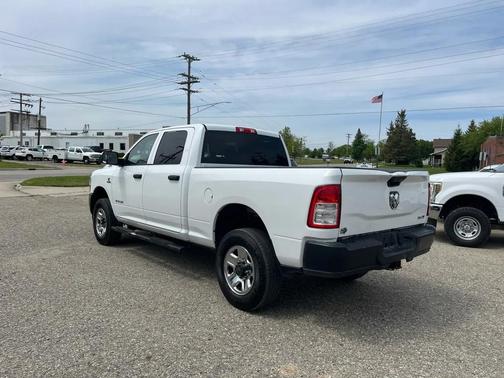 Bright White Clearcoat 2019 RAM 2500 Tradesman Crew Cab 4x4 6'4' Box