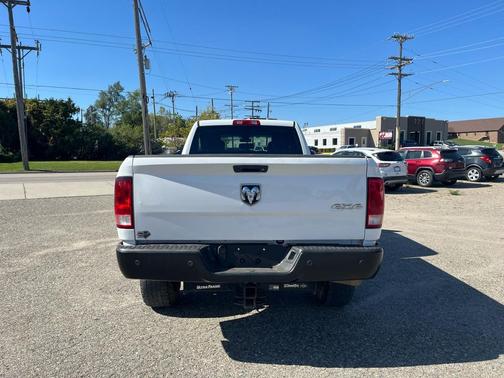 2018 RAM 2500 Tradesman Crew Cab 4x4 8' Box