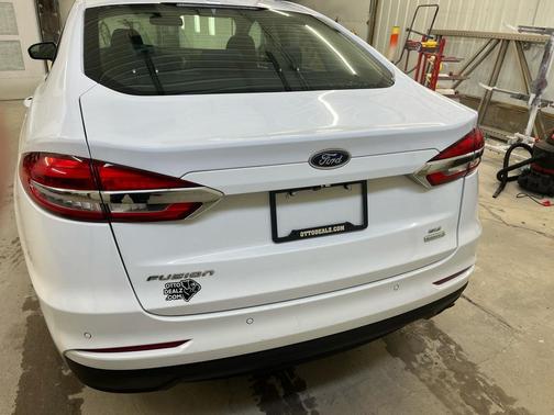 2020 Ford Fusion SE