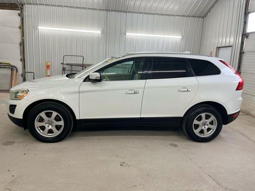 2012 Volvo XC60 3.2 Platinum