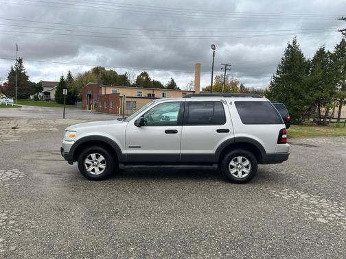2006 Ford Explorer XLT