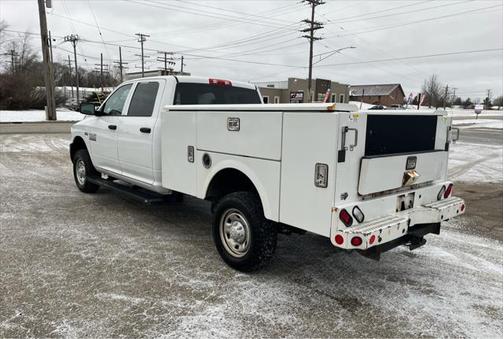 2017 RAM 2500 Tradesman Crew Cab 4x4 8' Box