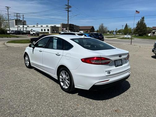 WHITE 2020 Ford Fusion SE