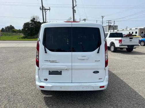 Agate Black Metallic 2022 Ford Transit Connect XLT