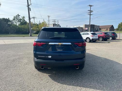 2022 Chevrolet Traverse LS