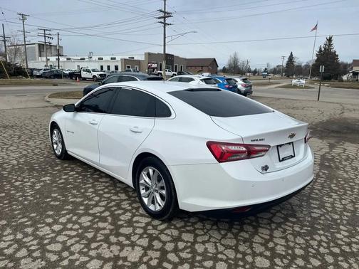 2022 Chevrolet Malibu FWD LT