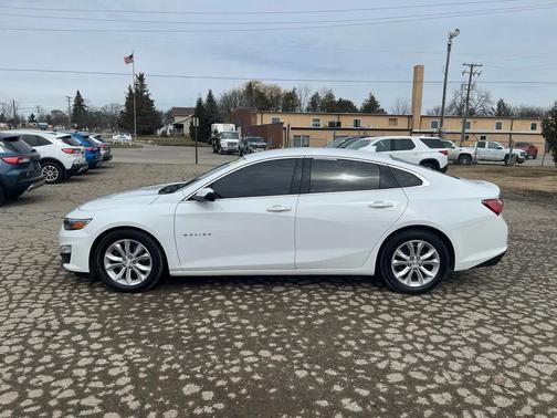 2022 Chevrolet Malibu FWD LT