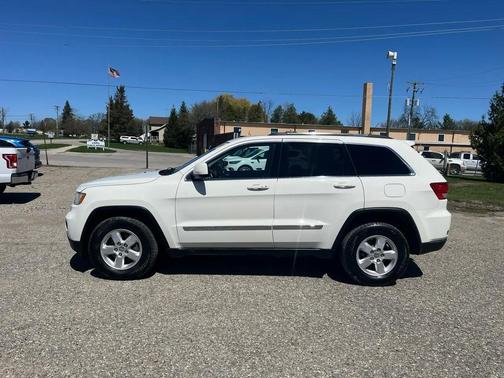 Stone White Clearcoat 2012 Jeep Grand Cherokee Laredo