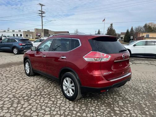 2016 Nissan Rogue SV