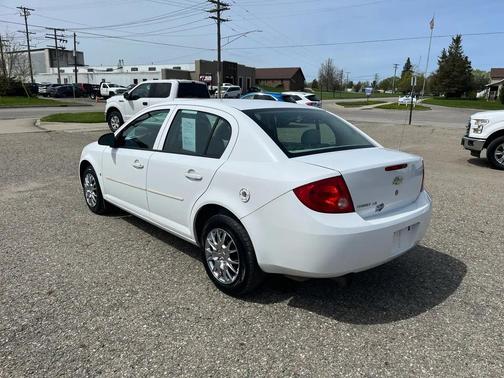 Summit White 2009 Chevrolet Cobalt LS