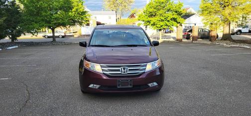 Maroon 2013 Honda Odyssey Touring