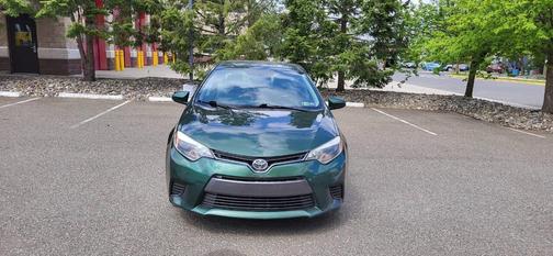 4Evergreen Metallic 2016 Toyota Corolla LE