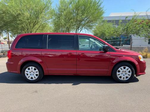 Red 2015 Dodge Grand Caravan AVP/SE