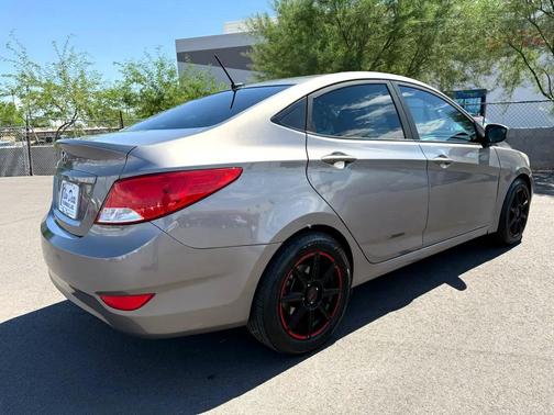 2017 Hyundai Accent Value Edition