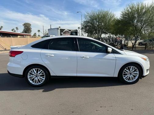 2017 Ford Focus Titanium