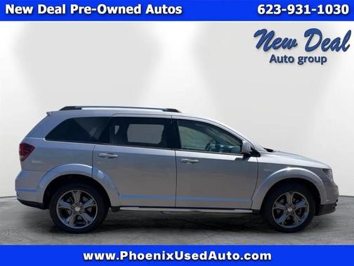 Gray 2017 Dodge Journey Crossroad