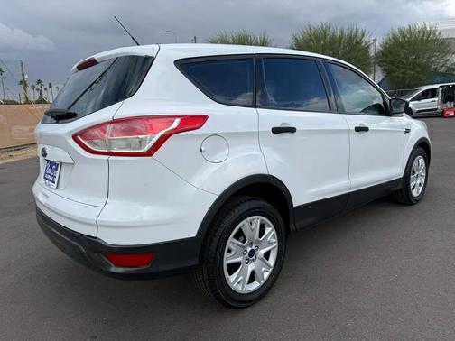 2014 Ford Escape S