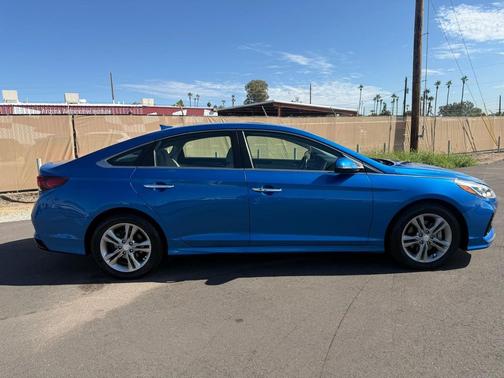 2018 Hyundai SONATA SEL