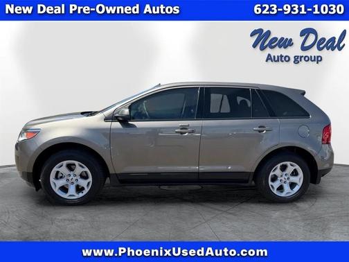 Black 2014 Ford Edge SEL