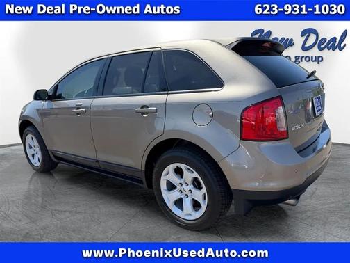 Black 2014 Ford Edge SEL