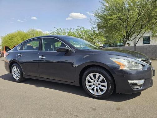 Gray 2014 Nissan Altima 2.5 SL
