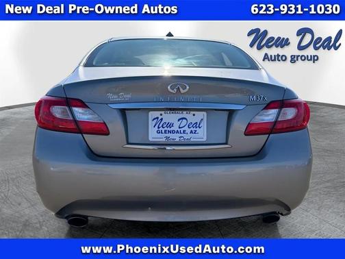 2011 INFINITI M37x Base