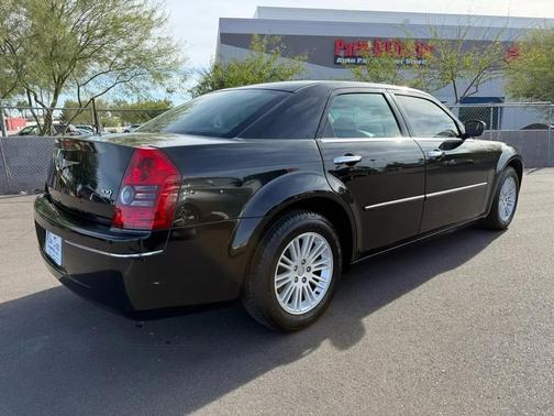2010 Chrysler 300 Touring