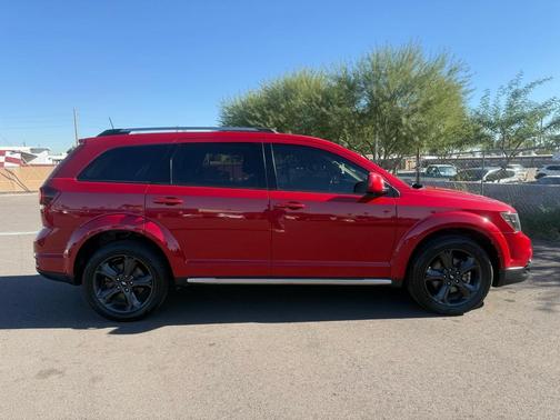 2020 Dodge Journey Crossroad