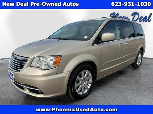 2016 Chrysler Town & Country Touring