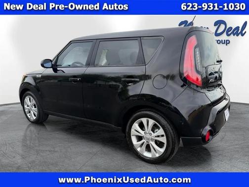 Black 2016 Kia Soul +