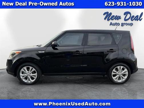 Black 2016 Kia Soul +