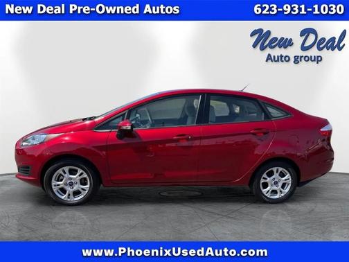 Red 2014 Ford Fiesta SE Sedan