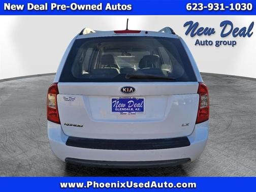 2009 Kia Rondo Base