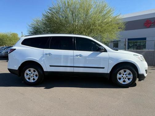 2016 Chevrolet Traverse LS