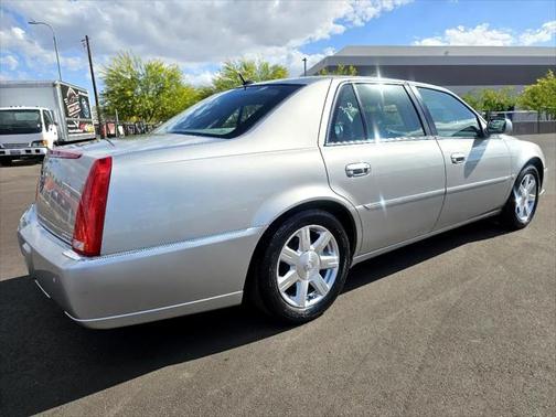 2007 Cadillac DTS Luxury