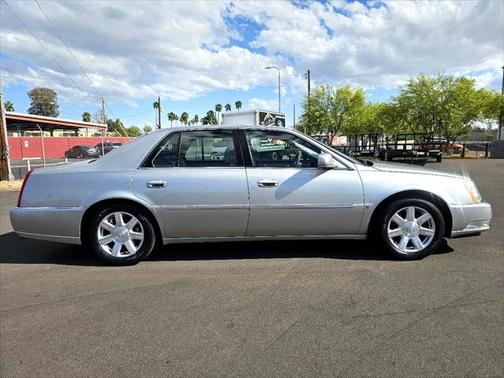 2007 Cadillac DTS Luxury