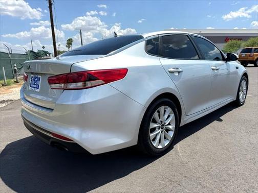 2017 Kia Optima LX