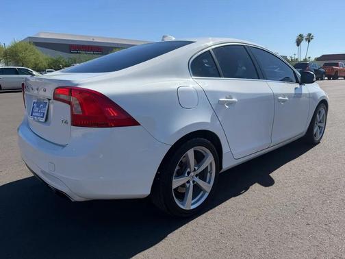 White 2015 Volvo S60 T6 Platinum