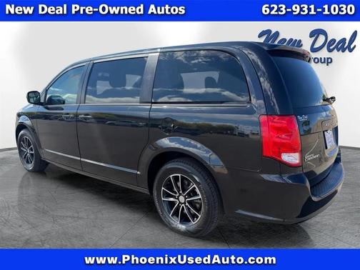 Black 2018 Dodge Grand Caravan SE