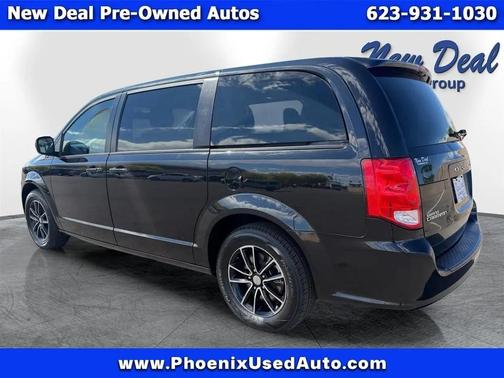 Black 2018 Dodge Grand Caravan SE