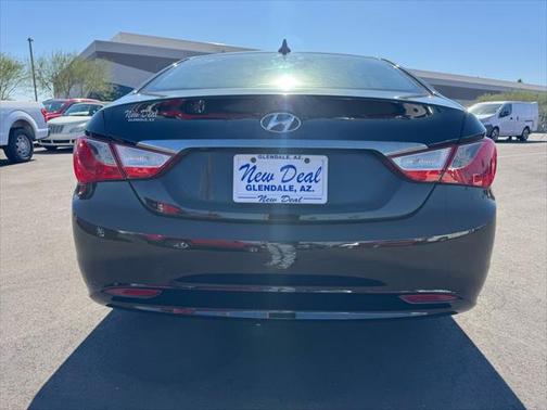 2011 Hyundai SONATA Limited